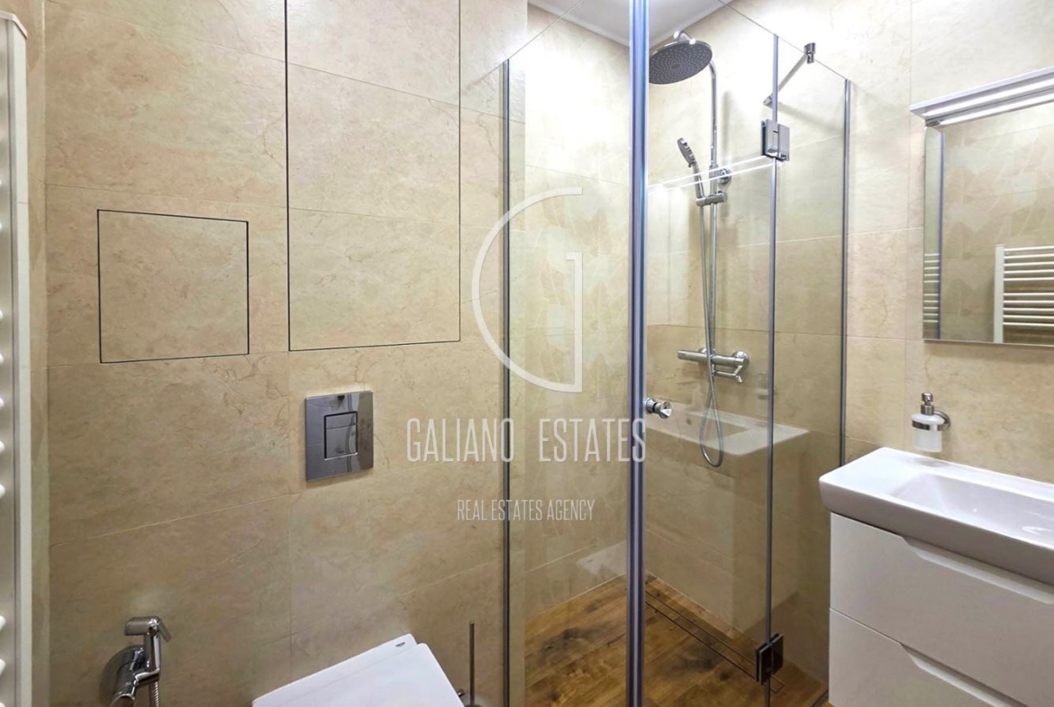 Дизайнерски двустаен апартамент с гараж в ж.к. Сухата река - 0