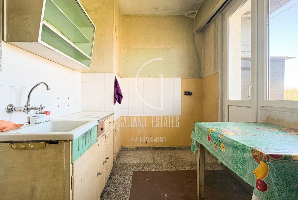 Двустаен апартамент до Северен парк с чудесе потенциал и локация - 0