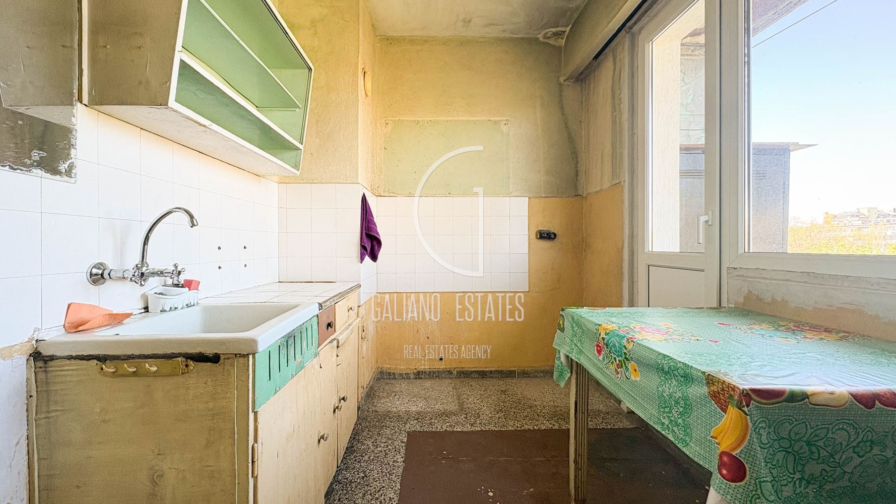 Двустаен апартамент до Северен парк с чудесе потенциал и локация - 0