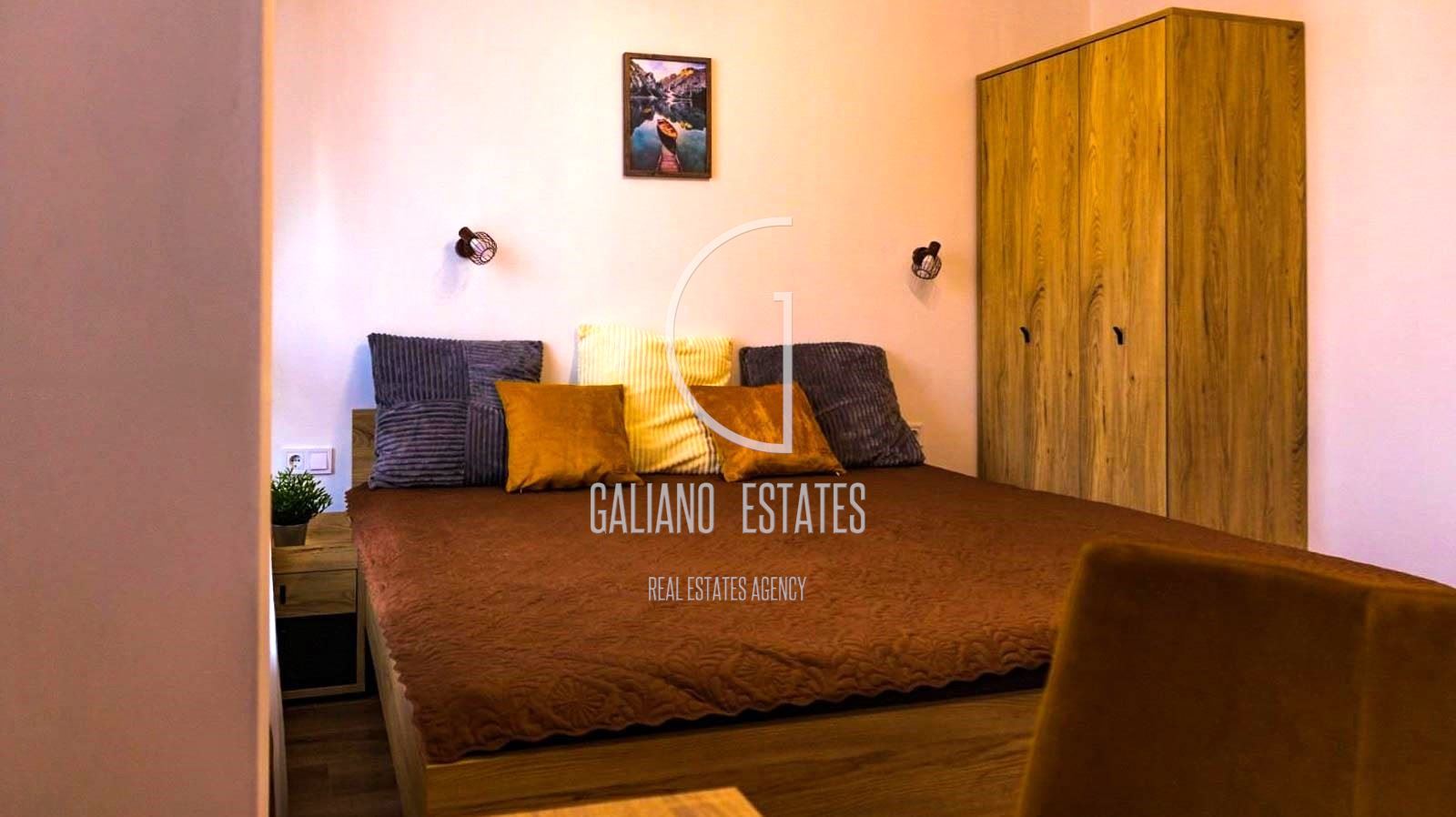 Елегантен тристаен апартамент в ж.к. Изток - 0