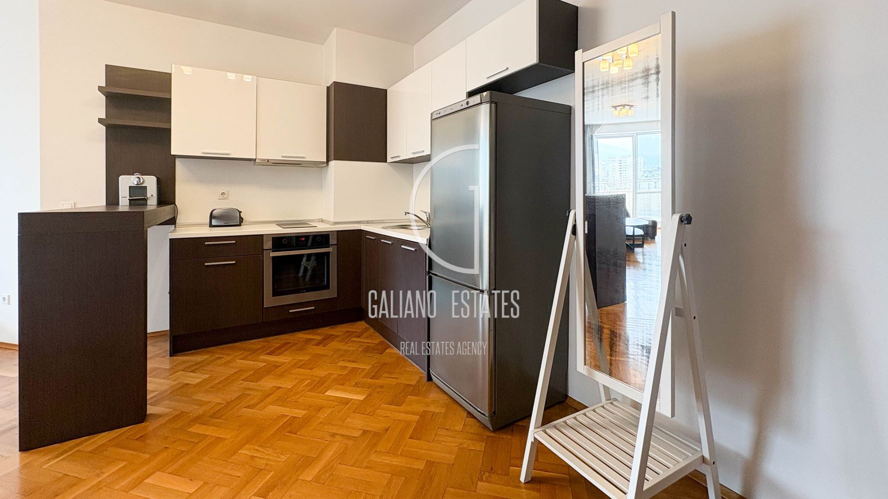 Просторен апартамент с прекрасна тераса в к-с Есте-0 Просторен апартамент с прекрасна тераса в к-с Есте - 0