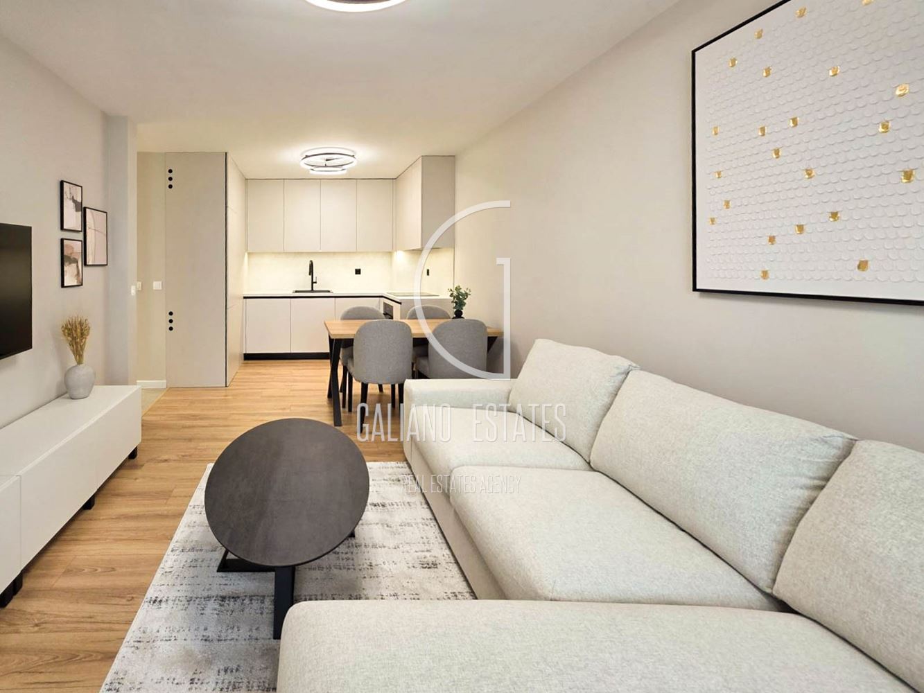 Двустаен апартамент в Медицинска академия - 0