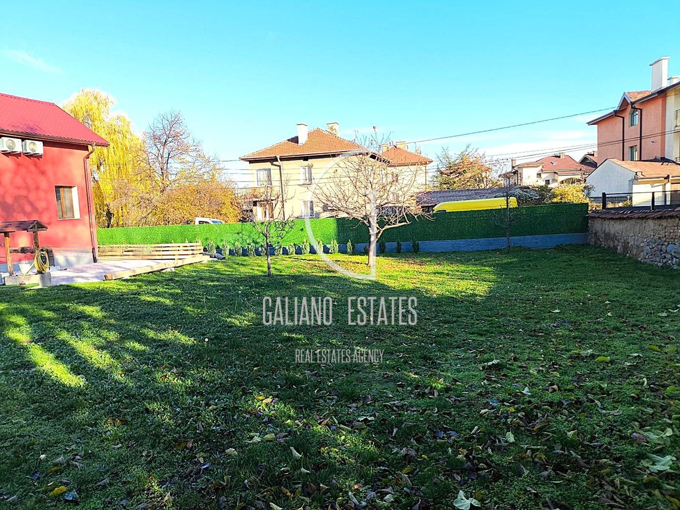 Модерна къща с просторен двор и паркоместа в Горубляне-0 Модерна къща с просторен двор и паркоместа в Горубляне - 0