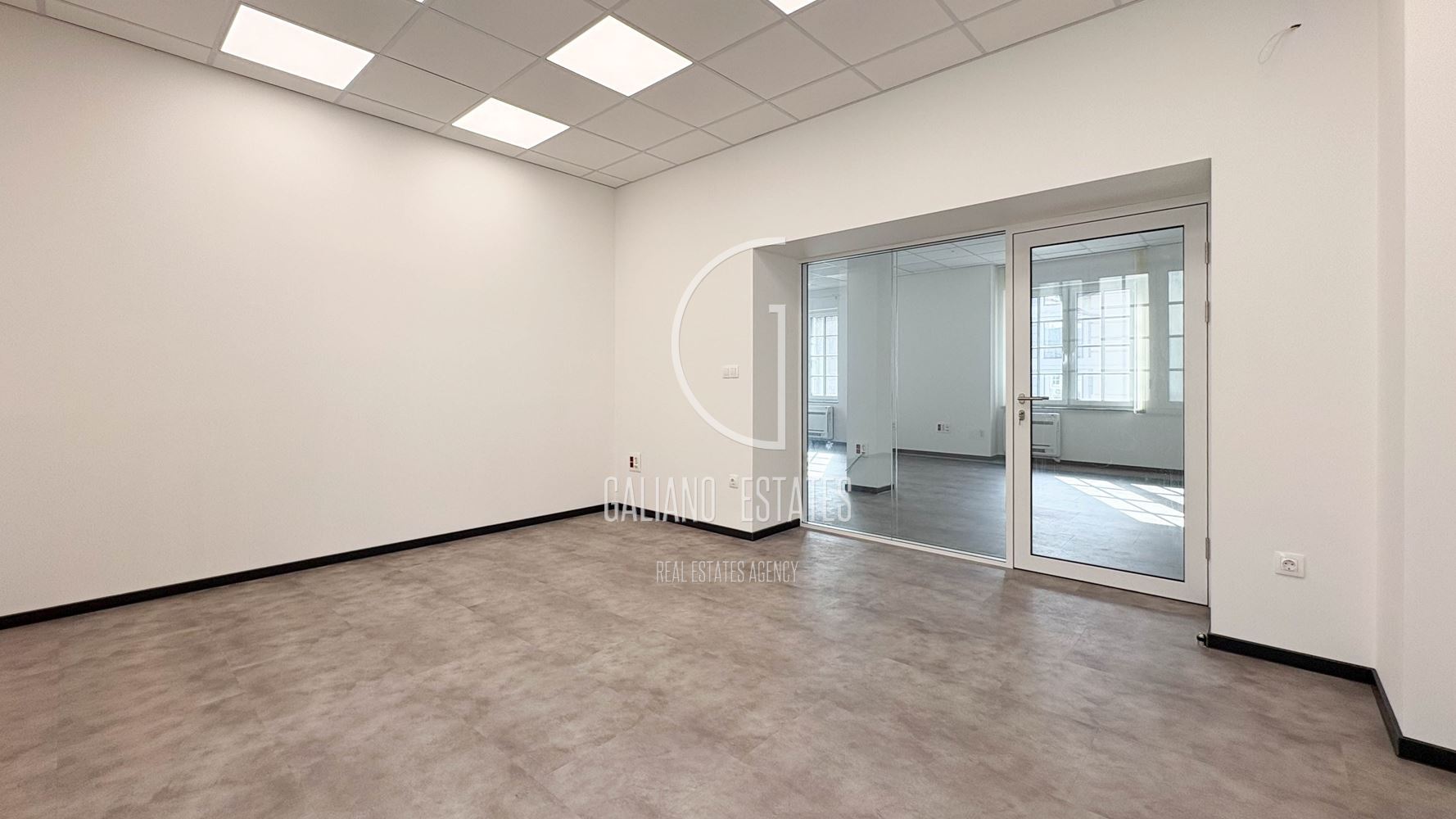 Атрактивен имот със статут на офис до Метростанция Сердика - 0