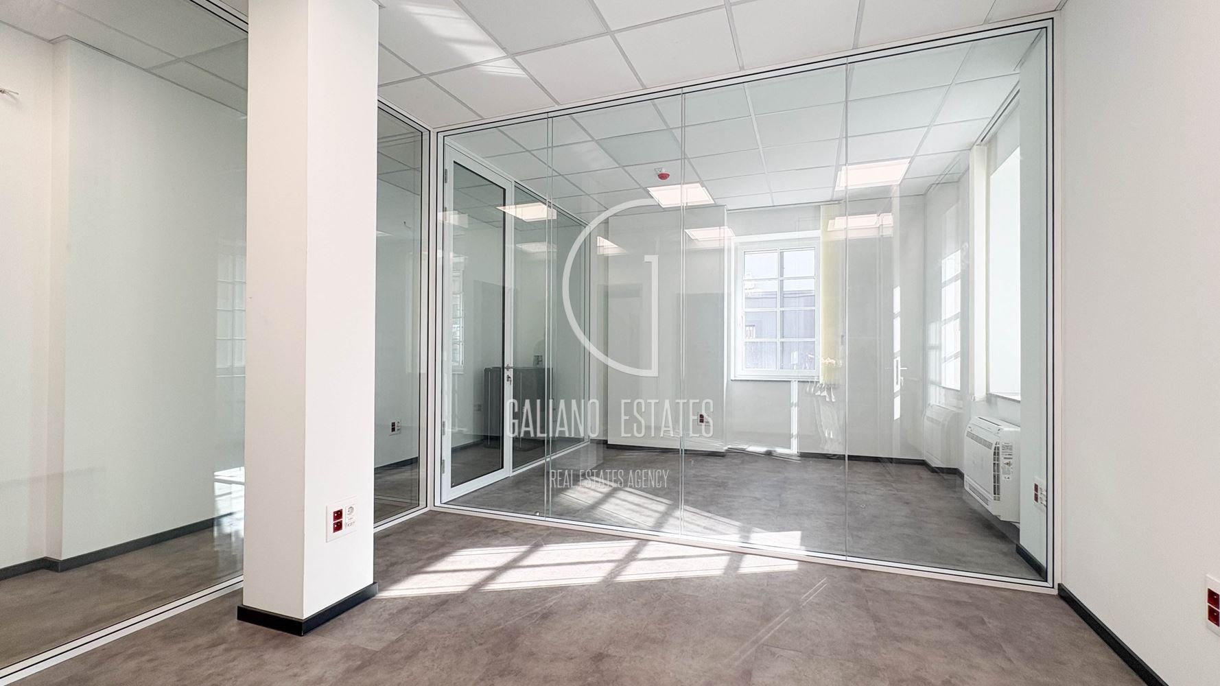 Атрактивен имот със статут на офис до Метростанция Сердика - 0