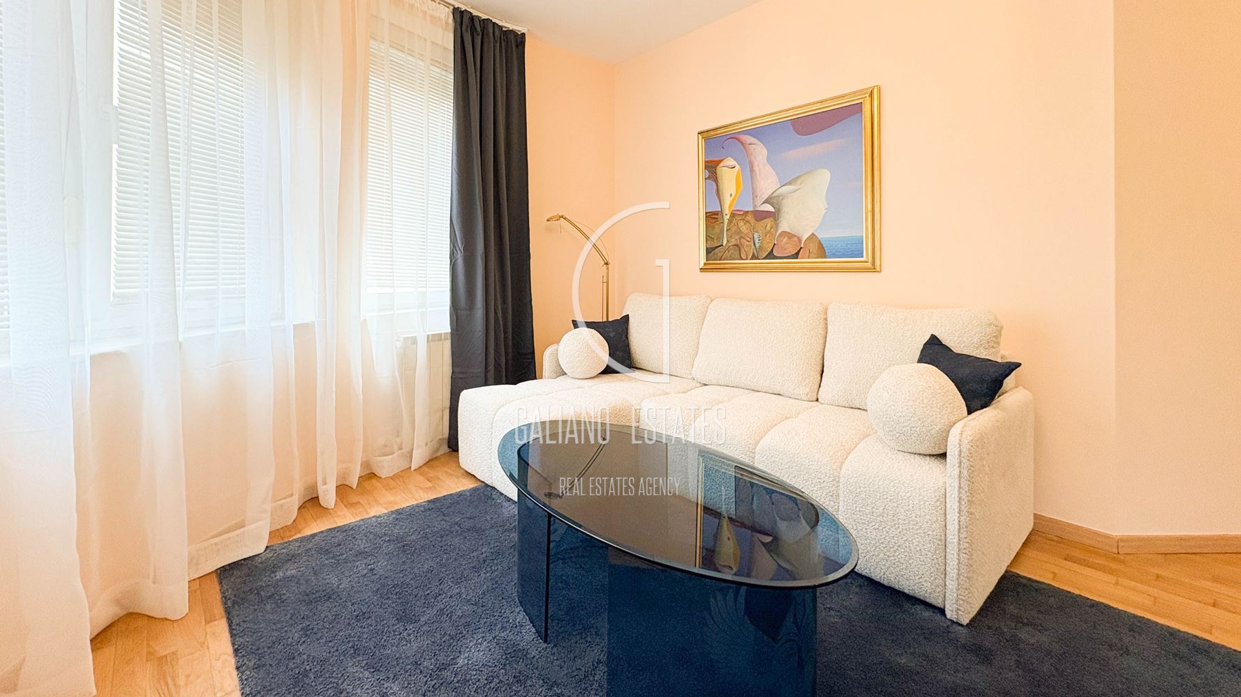 Уютен апартамент до Семинарията - 0