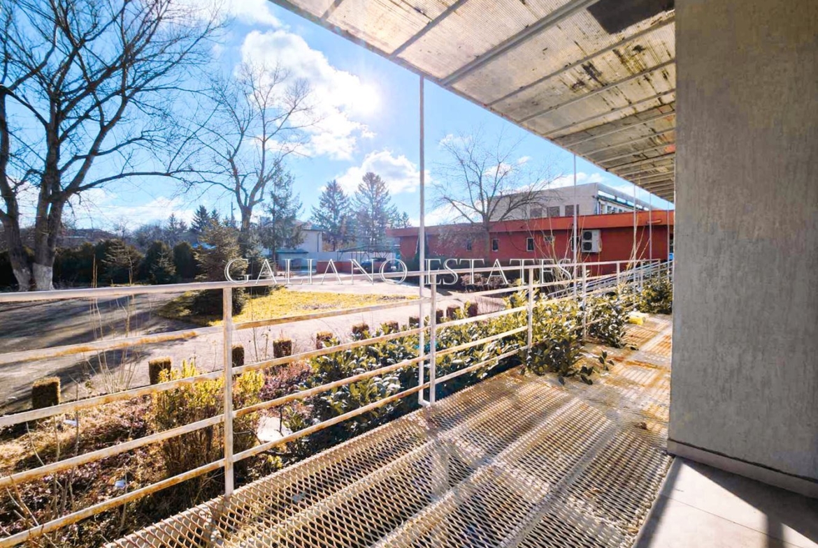 Ремонтиран апартамент в кв. Ботунец - 0