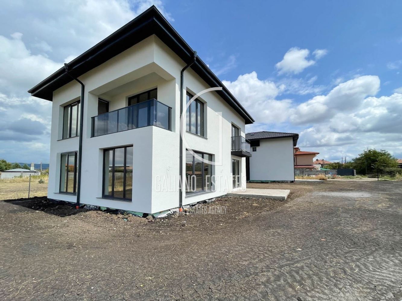 Cozy single-family house in the town of Kostinbrod-0 Уютна еднофамилна къща в гр. Костинброд - 0