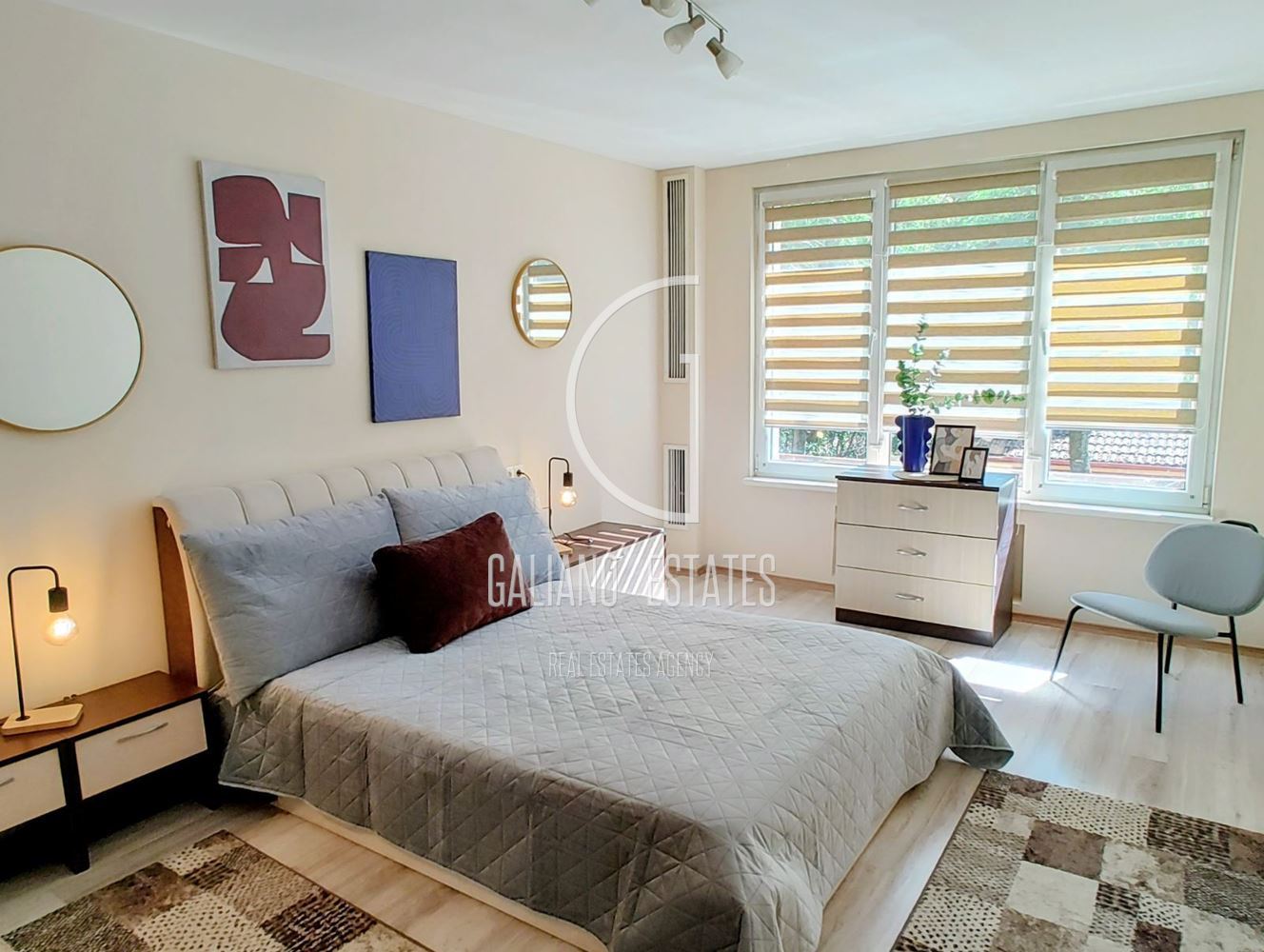 Апартамент с две спални в кв.Изток-0 Апартамент с две спални в кв.Изток - 0